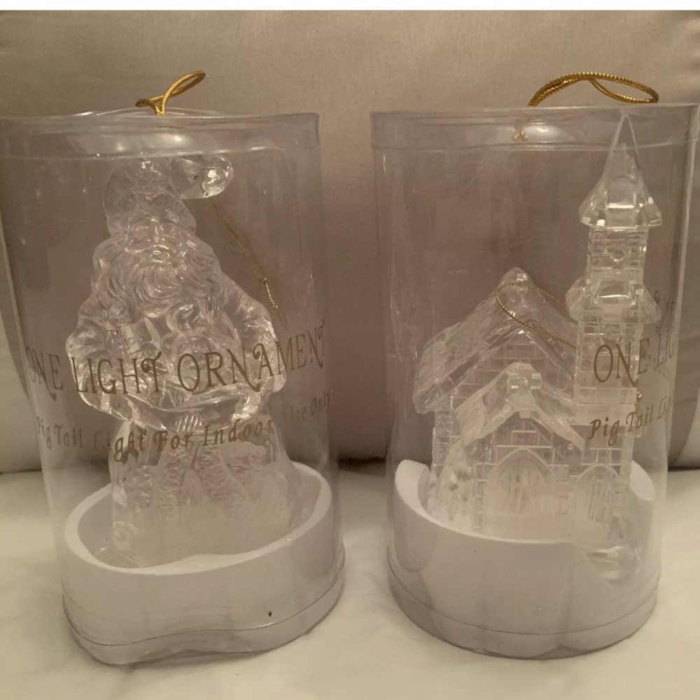 Santa & Church-One Light Pig Tail Ornaments